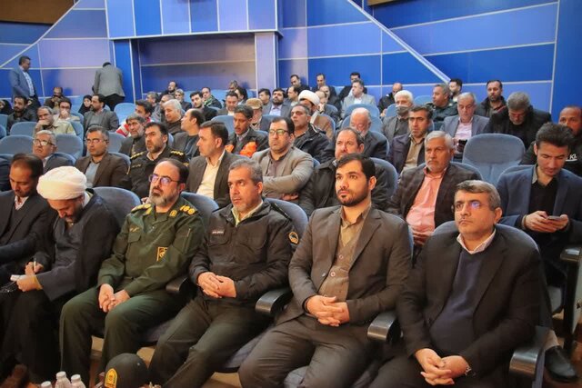 ضرورت بهره‌گیری از پساب شهری و آب‌های سطحی برای تامین بخشی از نیازهای آبی