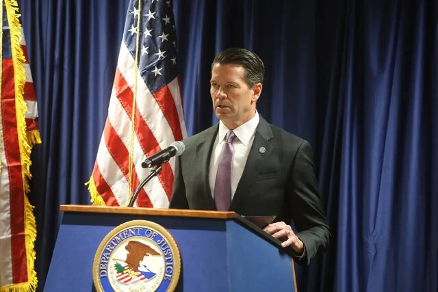 واکنش مدیر سابق و مامور باسابقه افبیآی به پاکسازیها واکنش مدیر سابق و مامور باسابقه افبیآی به پاکسازیها