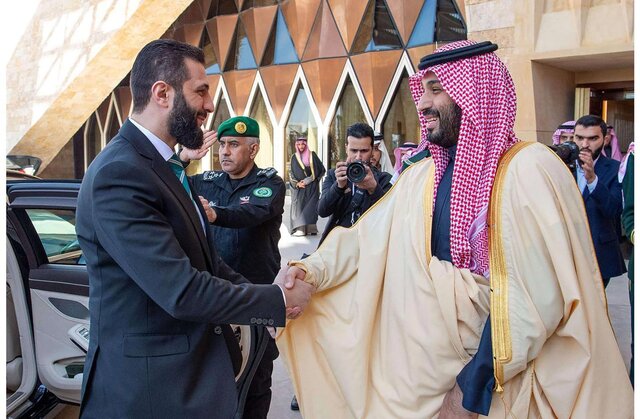 جزئیاتی از دیدار الجولانی با ولیعهد عربستان جزئیاتی از دیدار الجولانی با ولیعهد عربستان