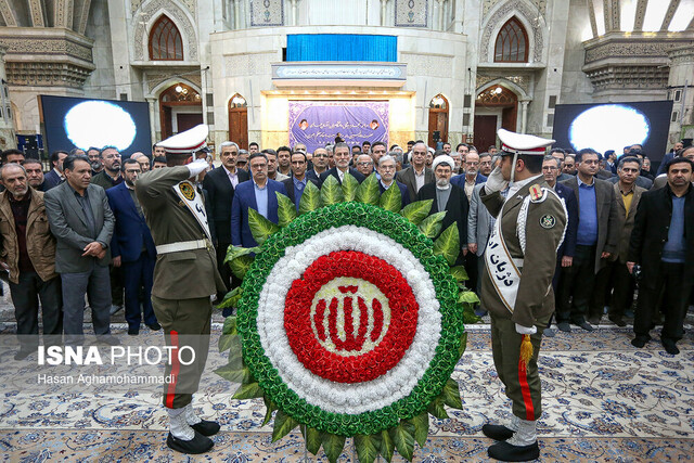 تجدید میثاق دانشگاهیان و جهادگران جهاد دانشگاهی با آرمانهای امام راحل تجدید میثاق دانشگاهیان و جهادگران جهاد دانشگاهی با آرمانهای امام راحل