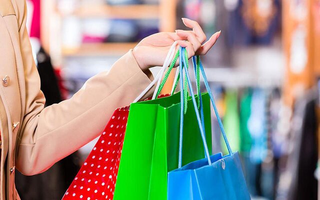 الگوهای مصرف در فرهنگ خرید/ خریدهای لوکس از برندهای معروف برای نشان دادن طبقه اجتماعی الگوهای مصرف در فرهنگ خرید/ خریدهای لوکس از برندهای معروف برای نشان دادن طبقه اجتماعی