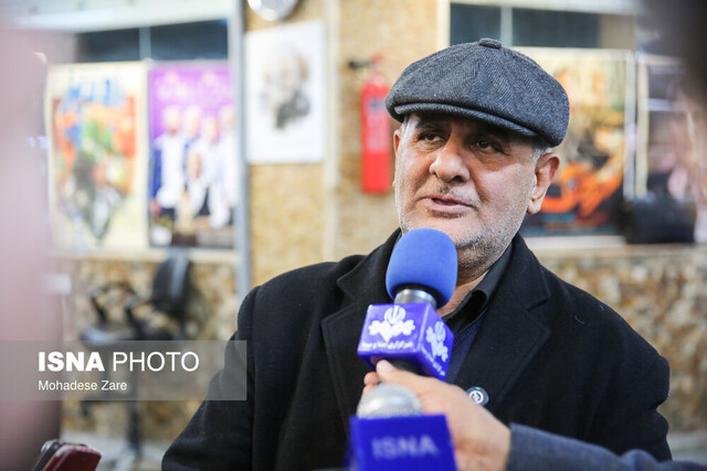 عکس از آرشیو ۳۲ هزار نفر از بیست و دومین جشنواره فیلم فجر مشهد استقبال کردند