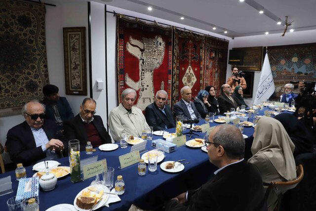 مردی به دور از جدال و جنجال