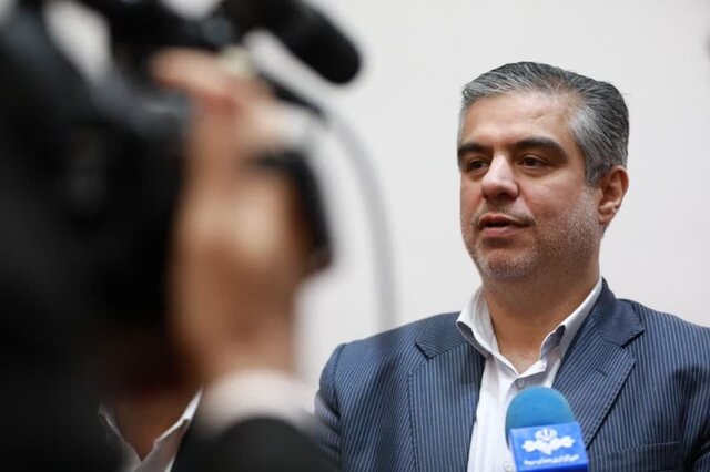 تقویت تولید، ایجاد اشتغال و سرمایهگذاری، برنامه اولویتدار استان مرکزی است تقویت تولید، ایجاد اشتغال و سرمایهگذاری، برنامه اولویتدار استان مرکزی است