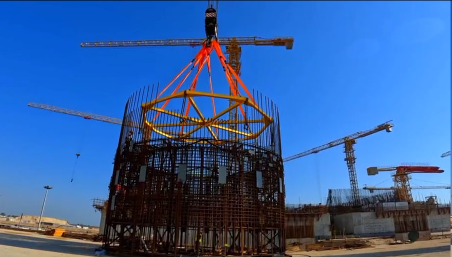 نصب یکی از کلیدیترین تجهیزات واحد دوم نیروگاه بوشهر