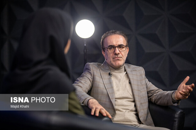 خشونت علیه پزشکان درمان شود / بیمهها بار هزینهها را از دوش مردم بردارند