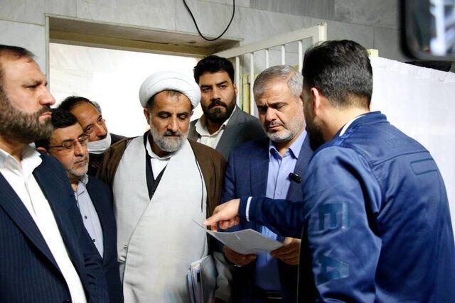 آزادی ۲۶۵ زندانی در تهران/ اعطای مرخصی یک هفتهای به ۷۵۰۰ زندانی آزادی ۲۶۵ زندانی در تهران/ اعطای مرخصی یک هفتهای به ۷۵۰۰ زندانی
