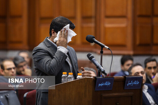 عفو و تخفیف مجازات سه هزار نفر از محکومان/ بازداشت دو تماشاگر زن دیدار پرسپولیس و تراکتور/ تشکیل پرونده قضایی برای دوهنرمند