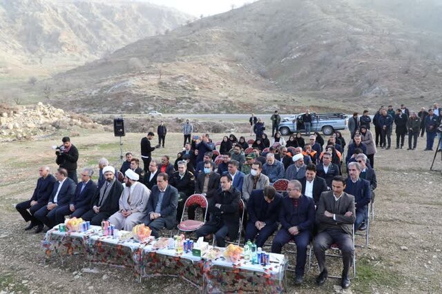 تونل تنگه «رازیانه» در مسیر ایلام به بدره کلنگزنی شد