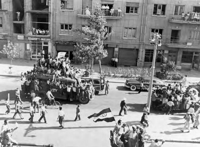 هشدار واقعگرایانه رهبر انقلاب درباره بدعهدیهای تاریخی آمریکا