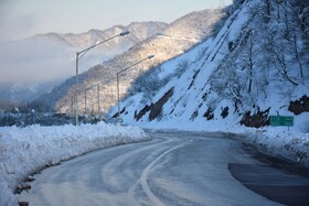 زمستان برفی گردنه کوهستانی حیران