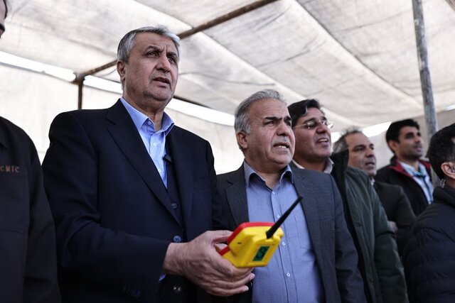 آغاز عملیات استخراج و بهرهبرداری مواد پرتوزا و عناصر همراه آغاز عملیات استخراج و بهرهبرداری مواد پرتوزا و عناصر همراه