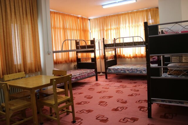 فراز و نشیبهای زندگی خوابگاهی فراز و نشیبهای زندگی خوابگاهی