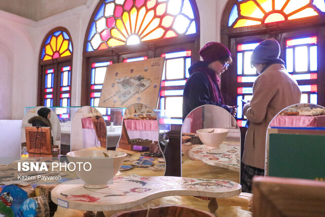 عکس تزئینی است ۹۰ درصد شاغلان خانههای صنایعدستی خراسان رضوی زن هستند