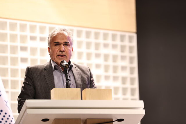 معاون سازمان انرژی اتمی: کارخانه تولید کیک زرد احداث میکنیم معاون سازمان انرژی اتمی: کارخانه تولید کیک زرد احداث میکنیم