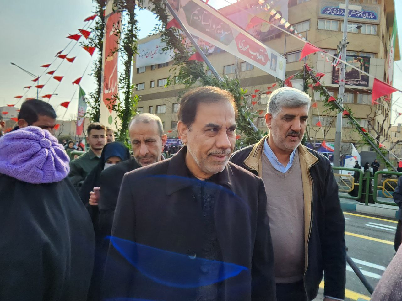 حضور شخصیتهای مختلف در راهپیمایی ۲۲ بهمن در تهران