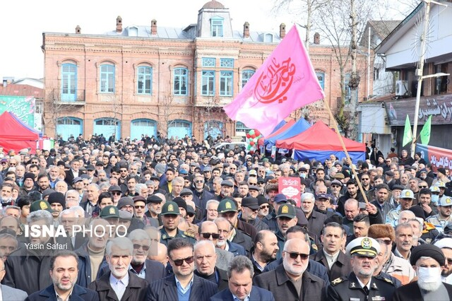 حضور باشکوه مردم سراسر کشور در راهپیمایی ۲۲ بهمن