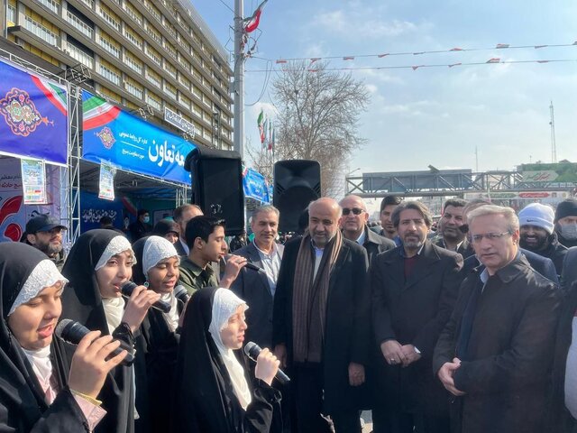 میدری: آمریکا به هیچ اصلی پایبند نیست / در برابر فشار حداکثری باید حضور حداکثری داشت میدری: آمریکا به هیچ اصلی پایبند نیست / در برابر فشار حداکثری باید حضور حداکثری داشت