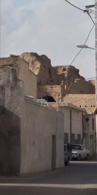 پروندههایی که روی زمین ماندهاند و بوی تخریب از آنها به مشام میرسد!