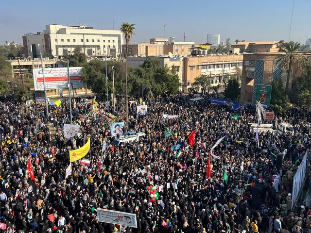 حماسهآفرینی مردم خوزستان در راهپیمایی ۲۲بهمن