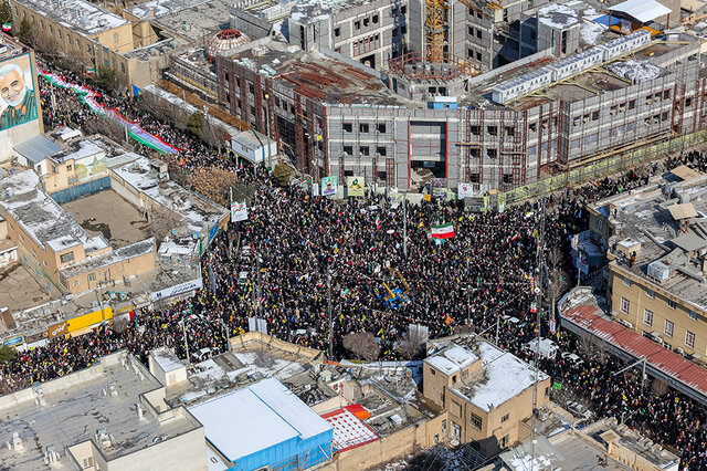 ویدیو/ جشن انقلاب در سراسر ایران؛ مردم به میدان آمدند /۲/ ویدیو/ جشن انقلاب در سراسر ایران؛ مردم به میدان آمدند /۲/