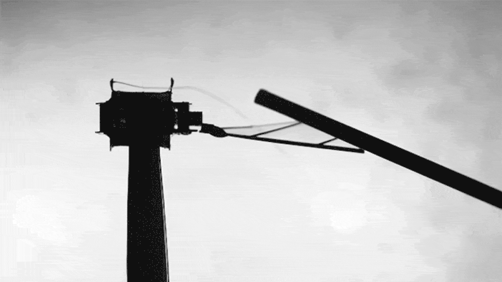 پیشرفت ۱۰۰ برابری مدت زمان پرواز حشرات رباتیک