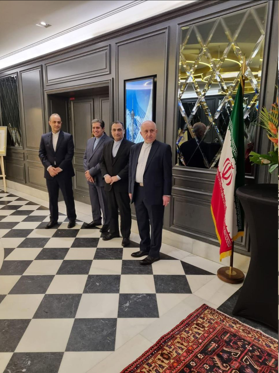 سفیر ایران در فرانسه: همواره خواستار روابط متوازن بر اساس احترام متقابل با تمام قدرتها بودهایم