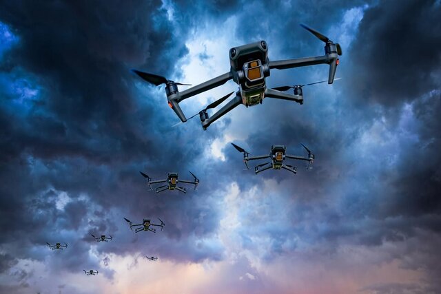 عکس تزیینی است تغییر چهره معادلات دفاعی و نظامی دنیا در سایه هوش مصنوعی و هواپیماهای بدون سرنشین