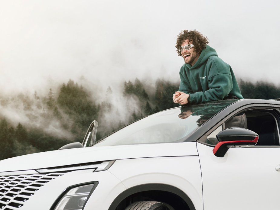 آرامش خاطر و رضایت مشتریان فونیکس اف ایکس با خدمات دورهای متناوب و گارانتی معتبر فونیکس