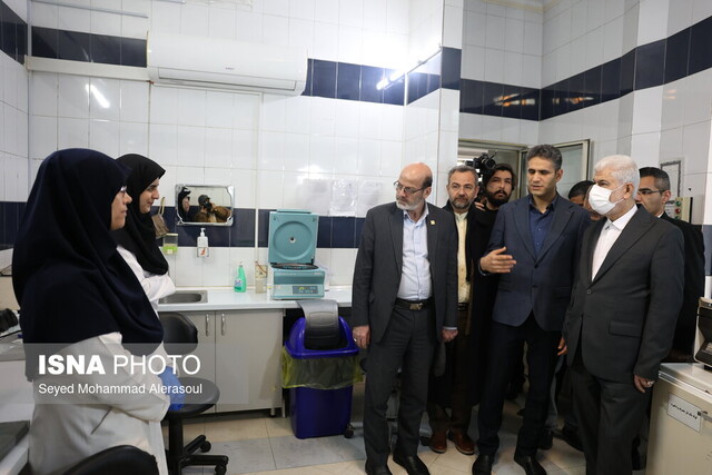 بازدید اعضای کمیسیون بهداشت و درمان مجلس از جهاد دانشگاهی خراسان رضوی  بازدید اعضای کمیسیون بهداشت و درمان مجلس از جهاد دانشگاهی خراسان رضوی