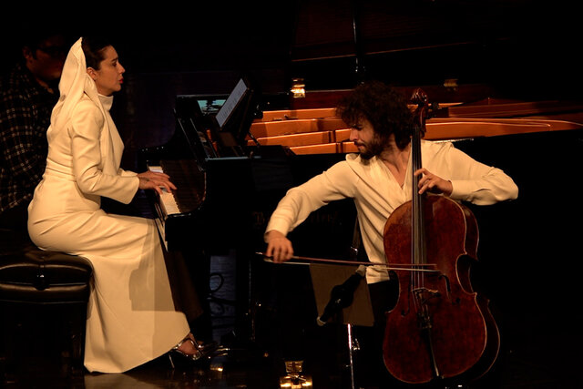 ویدیو/ اجرای پرواز همای، دنیل کاسارس و گروه بین الملل ترکیه در چهلمین جشنواره موسیقی فجر ویدیو/ اجرای پرواز همای، دنیل کاسارس و گروه بین الملل ترکیه در چهلمین جشنواره موسیقی فجر