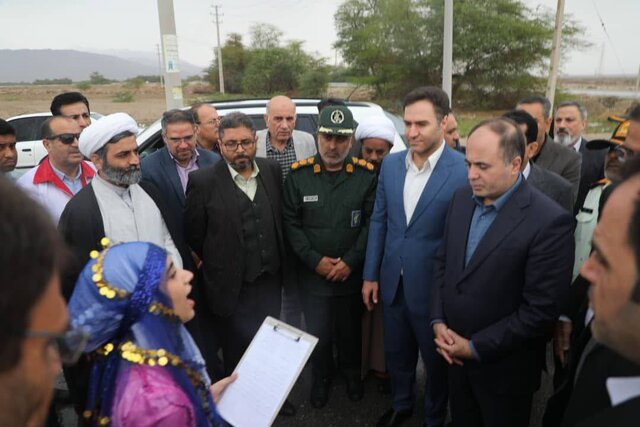 ورود وزیر جهاد کشاورزی به تنگستان ورود وزیر جهاد کشاورزی به تنگستان