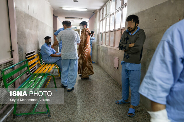 اینجا هر نگاه قصهای ناگفته دارد