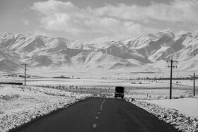 جاده منتهی به روستای درختک که در گذشته مردم روستا از مسیحیان ارمنی بودند.