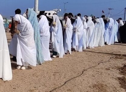 برگزاری یک جشن عقد متفاوت در یادمان شهدای «والفجر ۸» برگزاری یک جشن عقد متفاوت در یادمان شهدای «والفجر ۸»