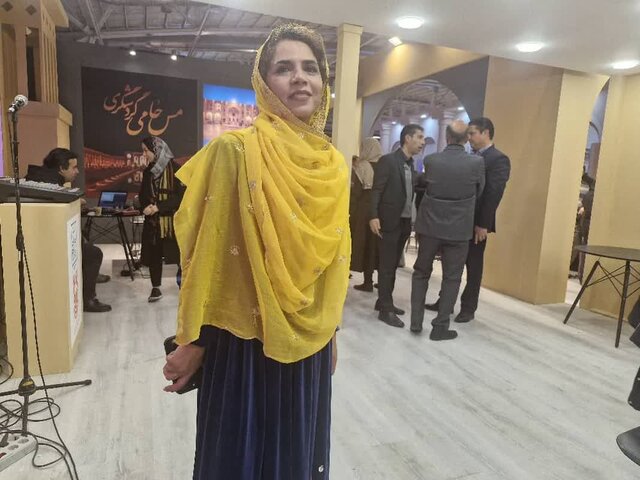 روشنایی بیپایان؛ روایت گروه هنری آنارام و تلاشهای فاطمه نعمتی برای احیاء فرهنگ جیرفت