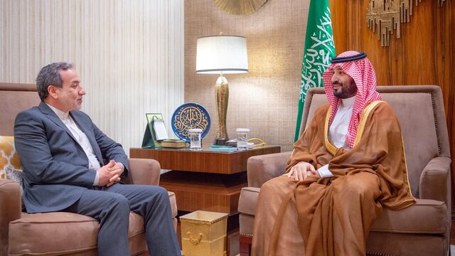 سیانان ادعا کرد: ریاض به دنبال میانجیگری در روابط تهران-واشنگتن است