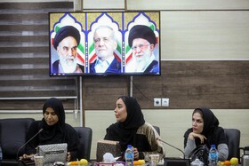 دیدار سخنگوی دولت با بانوان کنگان و عسلویه