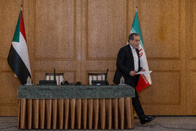 نشست خبری مشترک سیدعباس عراقچی، وزیر خارجه ایران و علی یوسف احمد الشریف، وزیر خارجه سودان