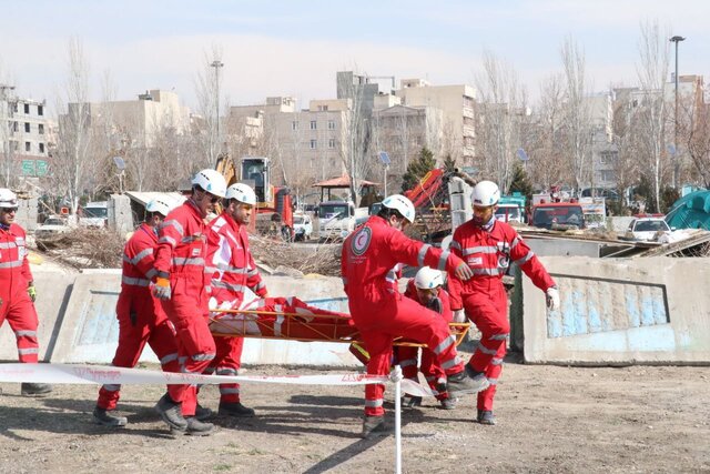 عکس آرشیوی است برگزاری مانور آمادگی زلزله تهران با مشارکت ۷ استان کشور در اردیبهشت