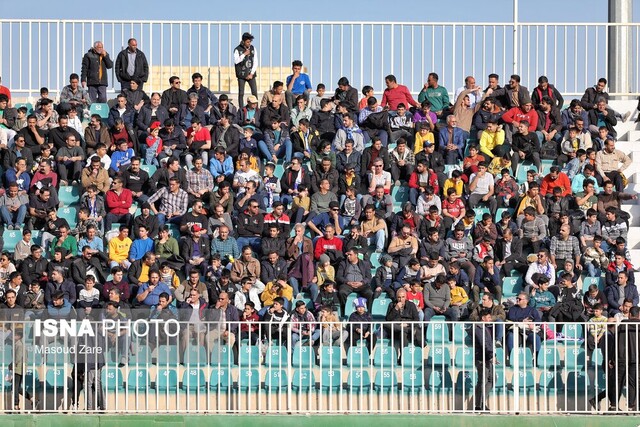 پس از هفتهها انتظار درهای ورزشگاه نصیری یزد باز شد پس از هفتهها انتظار درهای ورزشگاه نصیری یزد باز شد