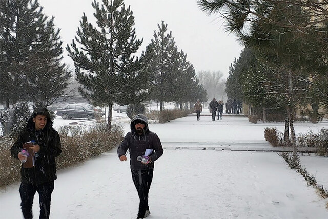 ویدیو / بارش سنگین برف در اردبیل ویدیو / بارش سنگین برف در اردبیل