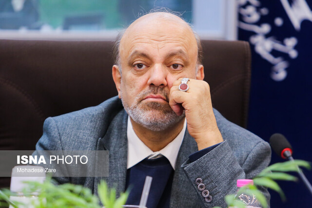 وجود ۲۰ هزار مدرسه فرسوده در کشور/ صدور اجازه استخدام ۵۰ هزار بابای مدرسه وجود ۲۰ هزار مدرسه فرسوده در کشور/ صدور اجازه استخدام ۵۰ هزار بابای مدرسه