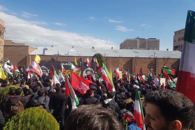 برگزاری مراسم تشییع نمادین رهبران حزبالله در دانشگاه صنعتی شریف برگزاری مراسم تشییع نمادین رهبران حزبالله در دانشگاه صنعتی شریف