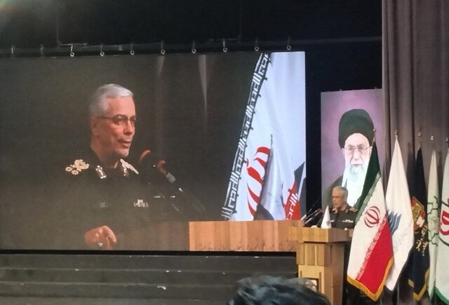 سرلشکر باقری:رفیقدوست بنبست شکن تحریمها در دفاع مقدس بود سرلشکر باقری:رفیقدوست بنبست شکن تحریمها در دفاع مقدس بود