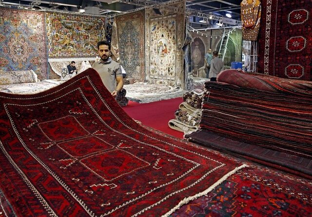 مراودات تجاری با تجار لرستان بیشتر خواهد شد مراودات تجاری با تجار لرستان بیشتر خواهد شد