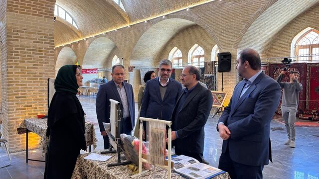 بازارگاه فرهنگی در یزد افتتاح شد بازارگاه فرهنگی در یزد افتتاح شد