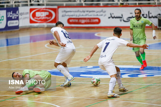 عکس: آرشیو شکست تیم فوتسال پردیس مقابل فولاد هرمزگان