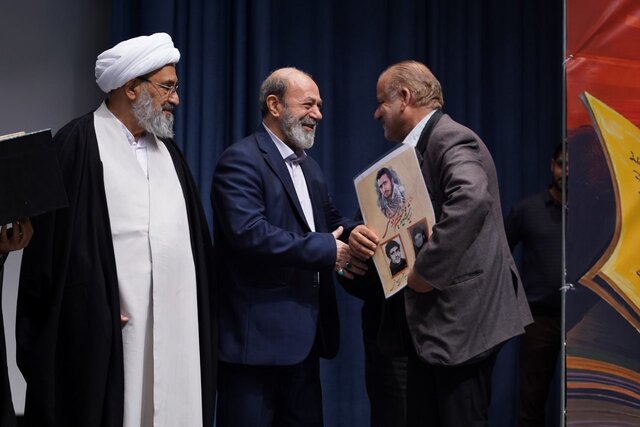 اگر از خاکریز فرهنگ دفاع نکنیم آن را از دست میدهیم