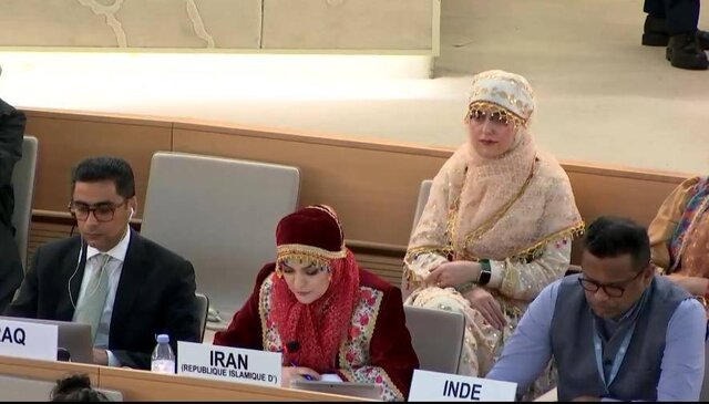 حضور متفاوت نمایندگان ایران در روز ملی لباس در شورای حقوقبشر سازمان ملل حضور متفاوت نمایندگان ایران در روز ملی لباس در شورای حقوقبشر سازمان ملل